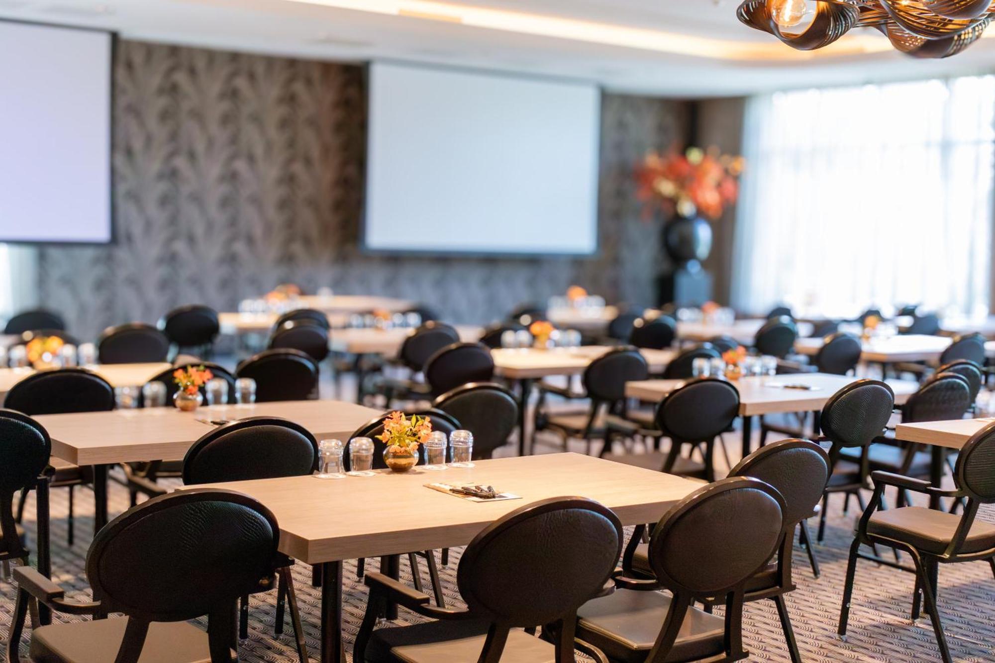 Van Der Valk Hotel Houten Utrecht Екстериор снимка
