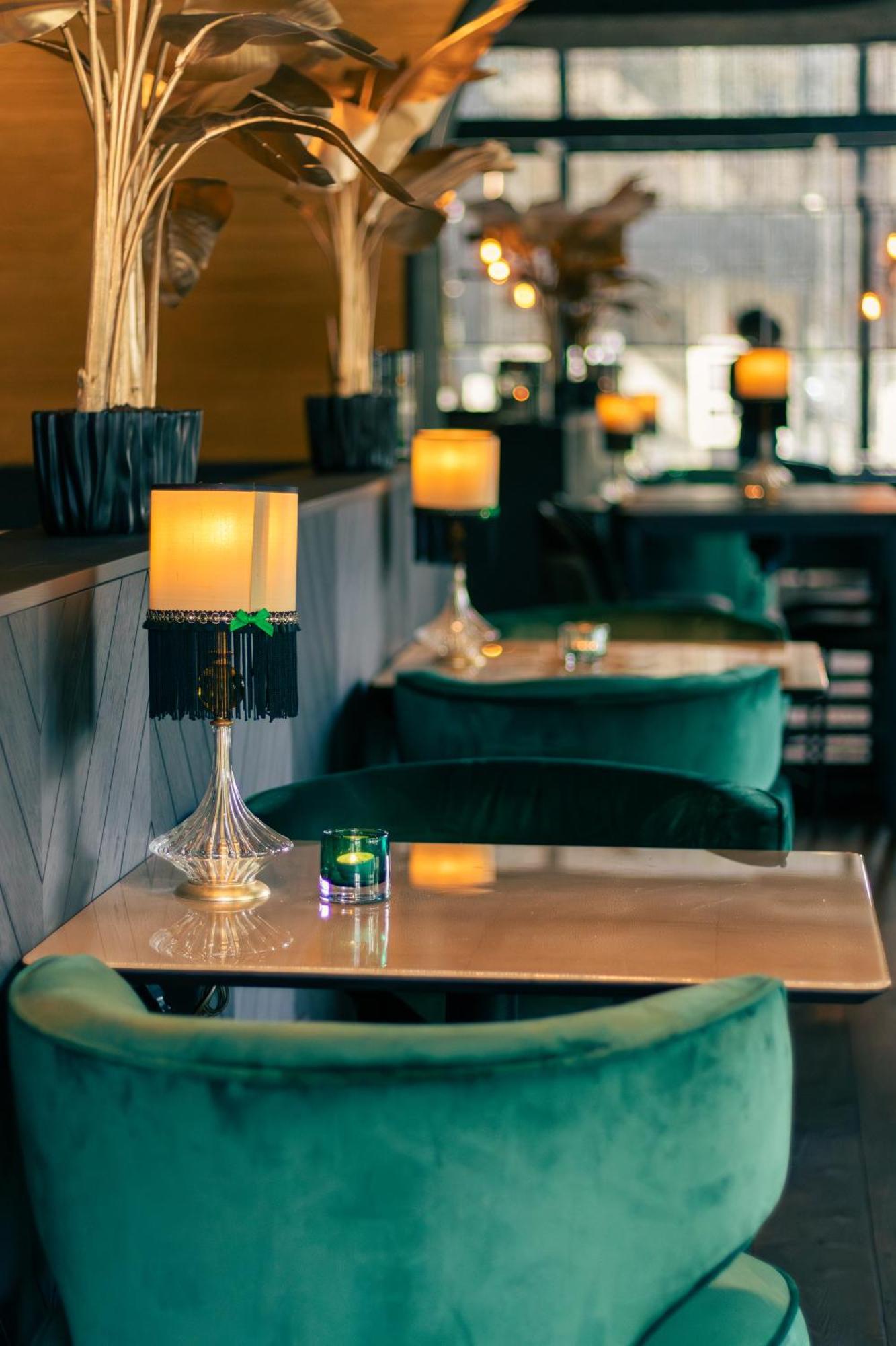 Van Der Valk Hotel Houten Utrecht Екстериор снимка